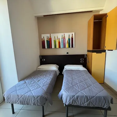 Seven Hostel & Rooms-3